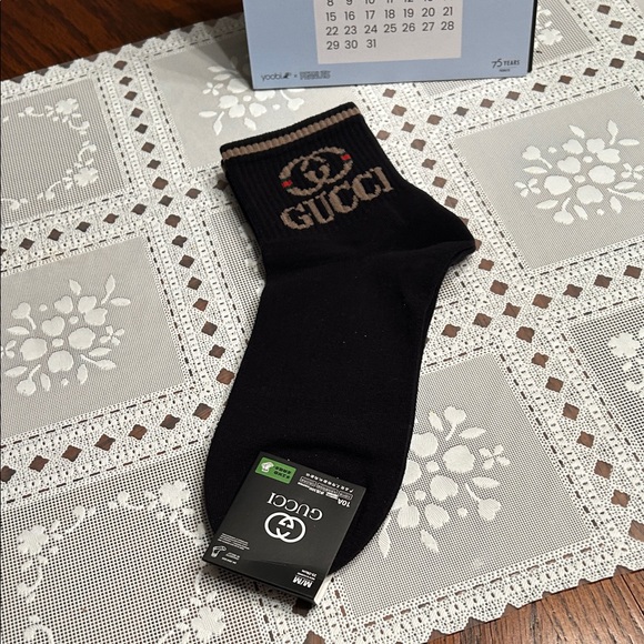 NWT Designer Ladies Black and Cream Casual Socks Trio - Picture 4 of 4